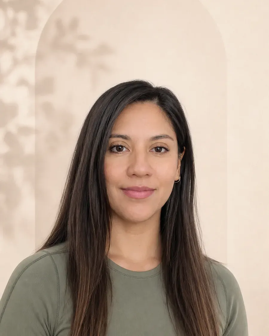 Macarena Jiménez, instructora de Pilates Reformer en Casa Viñals